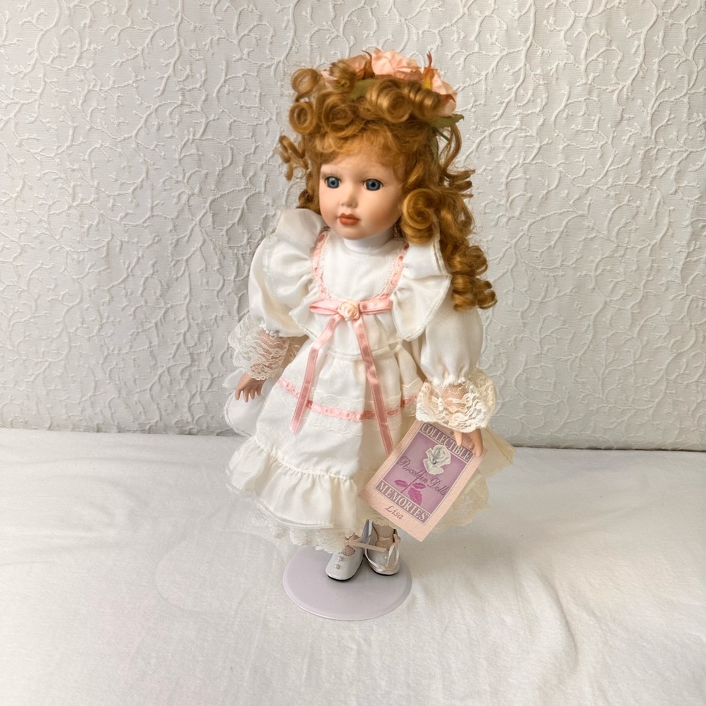 Collectible Porcelain Doll Lisa Memories Series Bisque Dolls Curly Hair Vintage